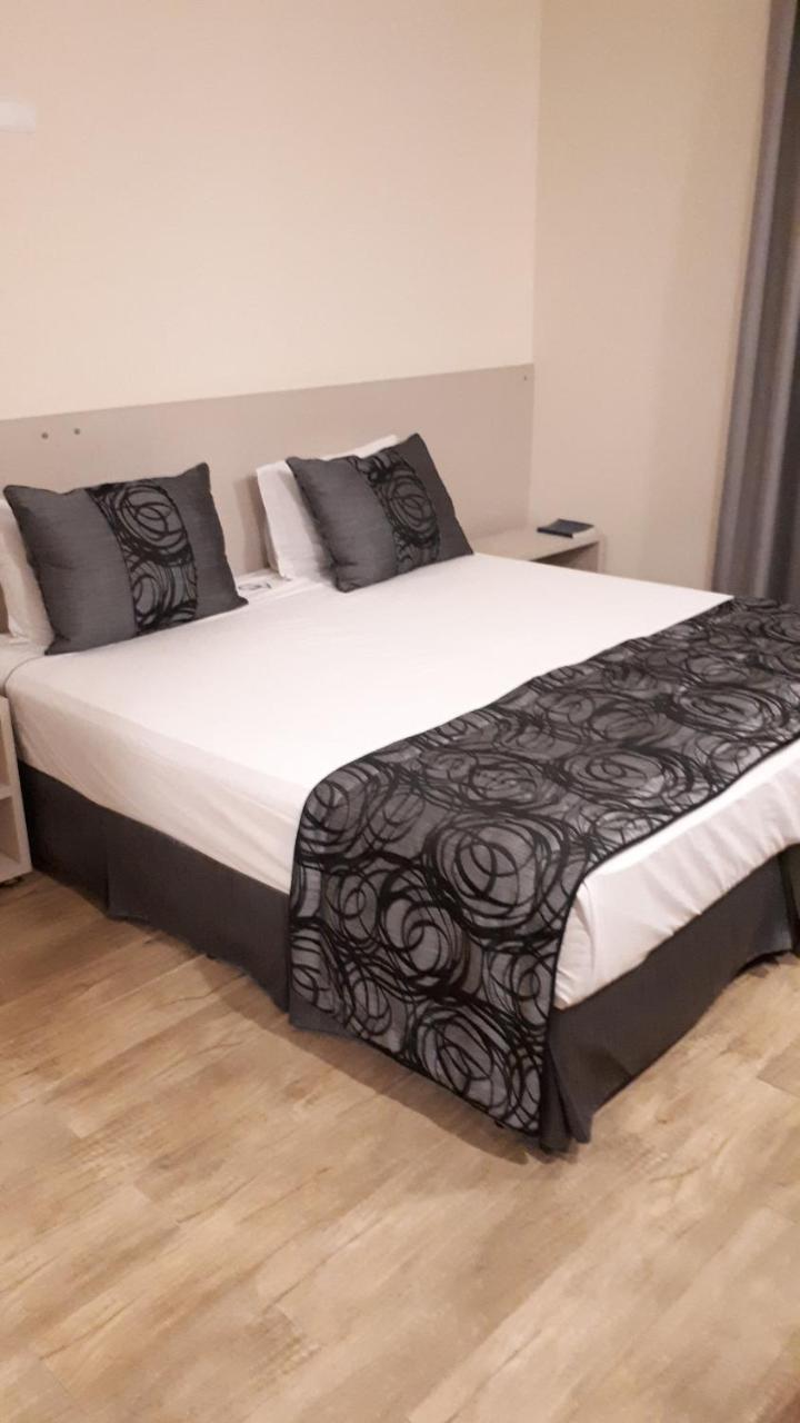 Summit Suites Hotel Касапава Екстериор снимка