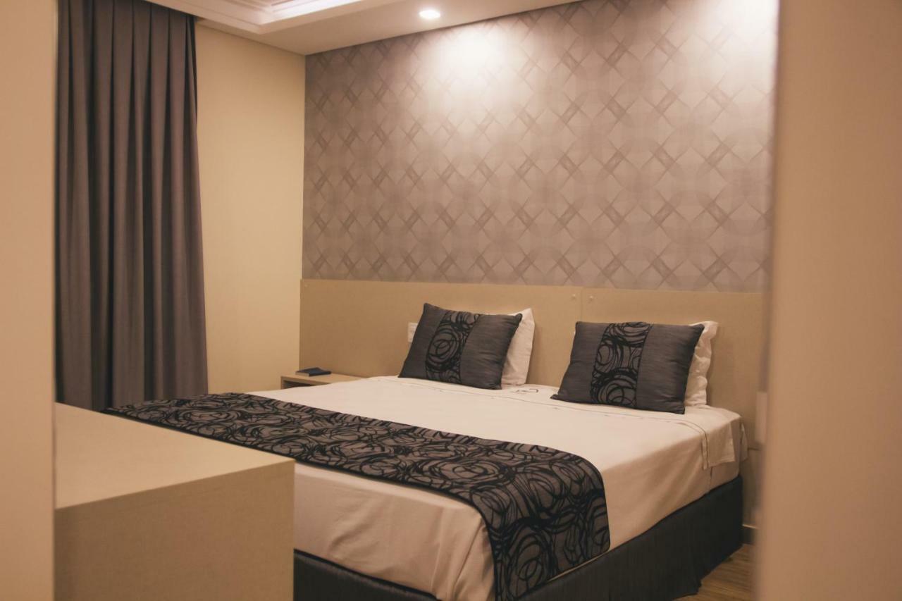 Summit Suites Hotel Касапава Екстериор снимка