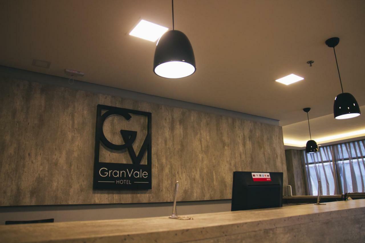 Summit Suites Hotel Касапава Екстериор снимка